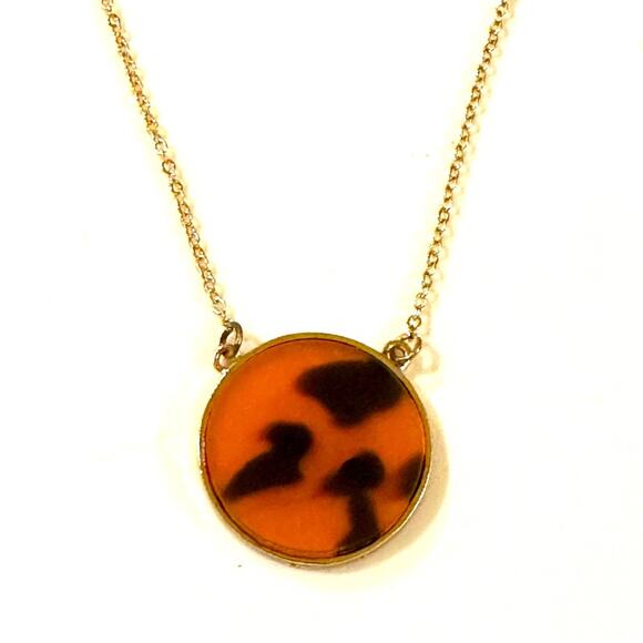 Tortoise Shell Gold Chain Necklaces - Picture 2 of 4